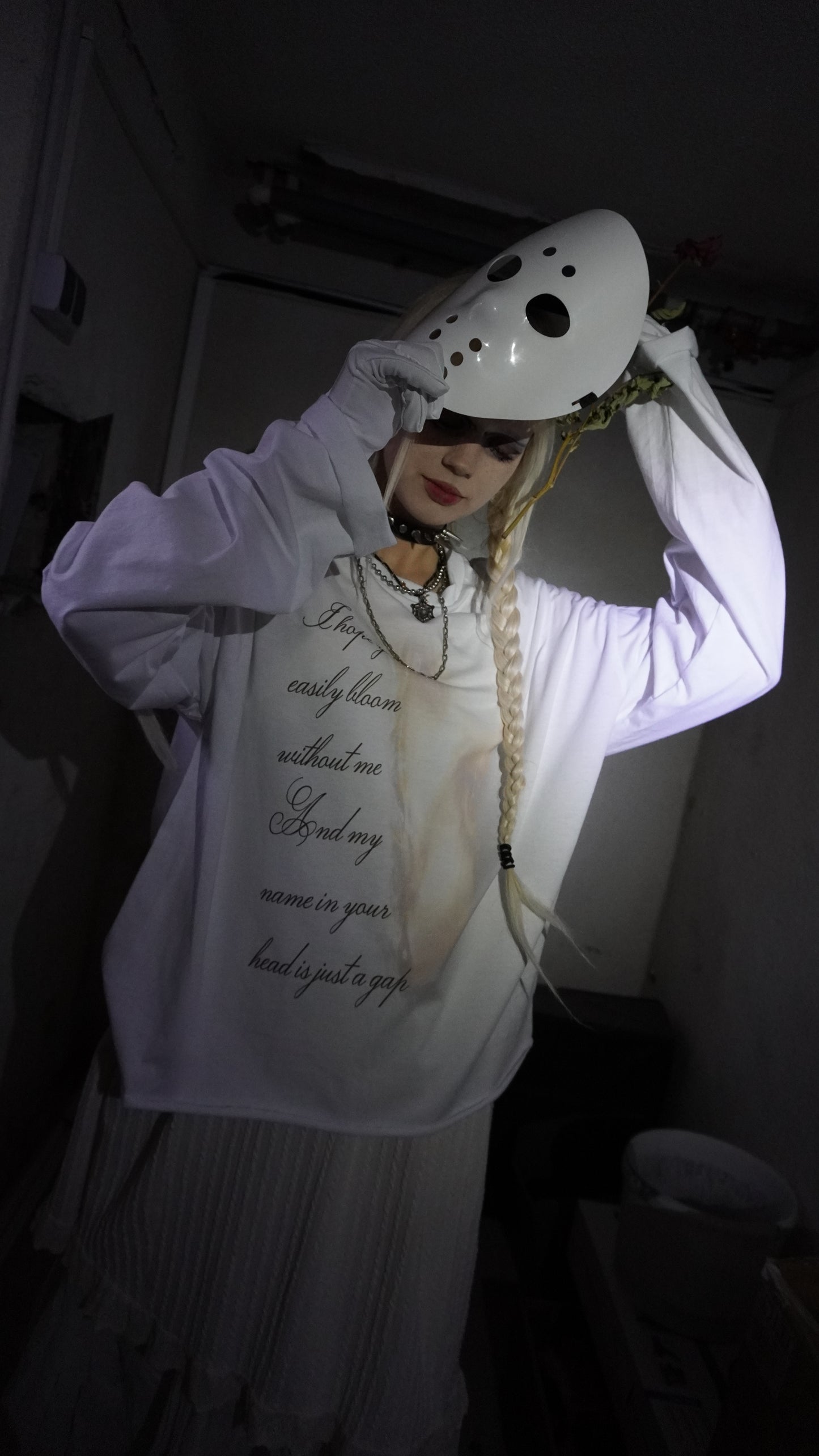"WHITE GLARE DELUXE" LONGSLEEVE
