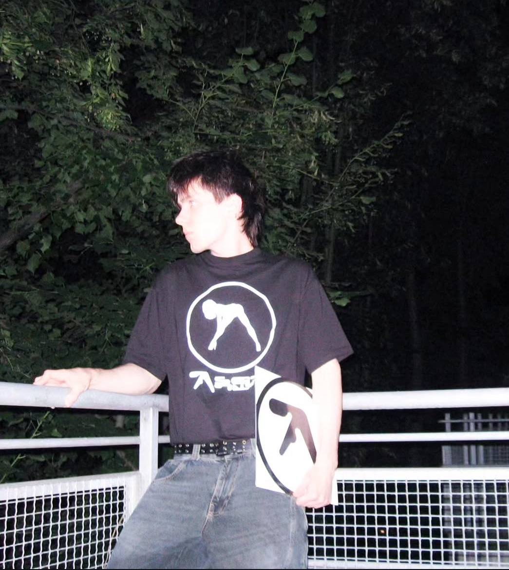 "A SEX TWIN" T-SHIRT